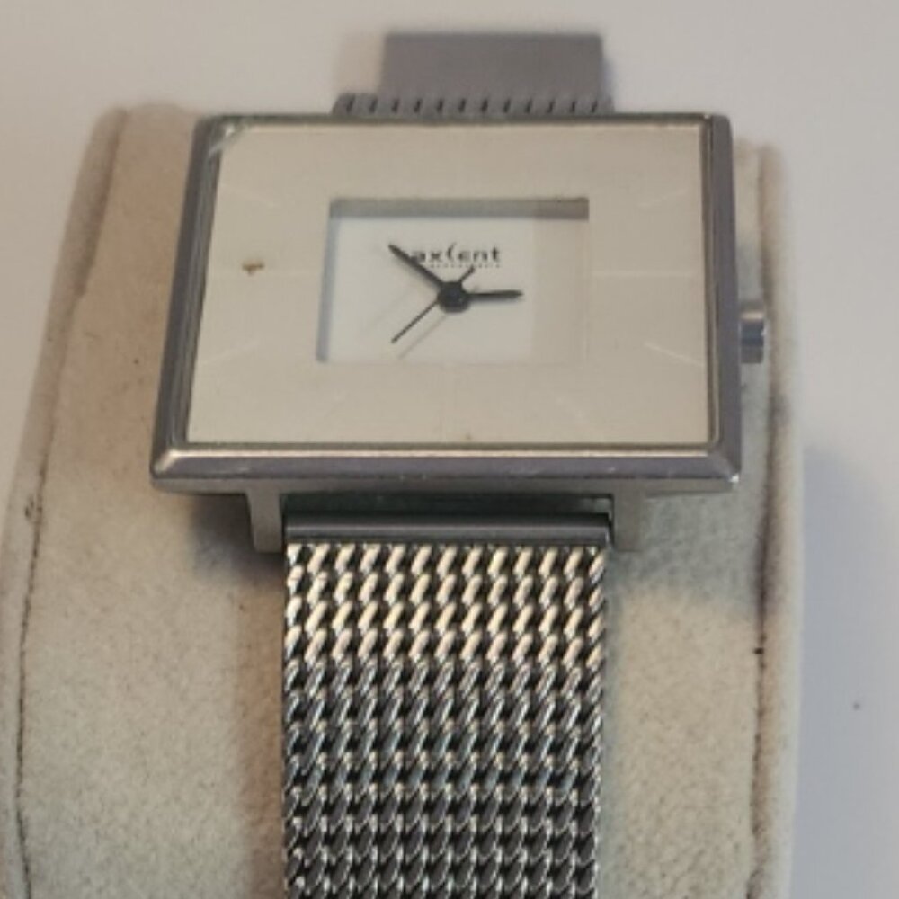 Axcent of Scandinavia Design by Daniel Jakobsson Quartz Square  Watch, Works.